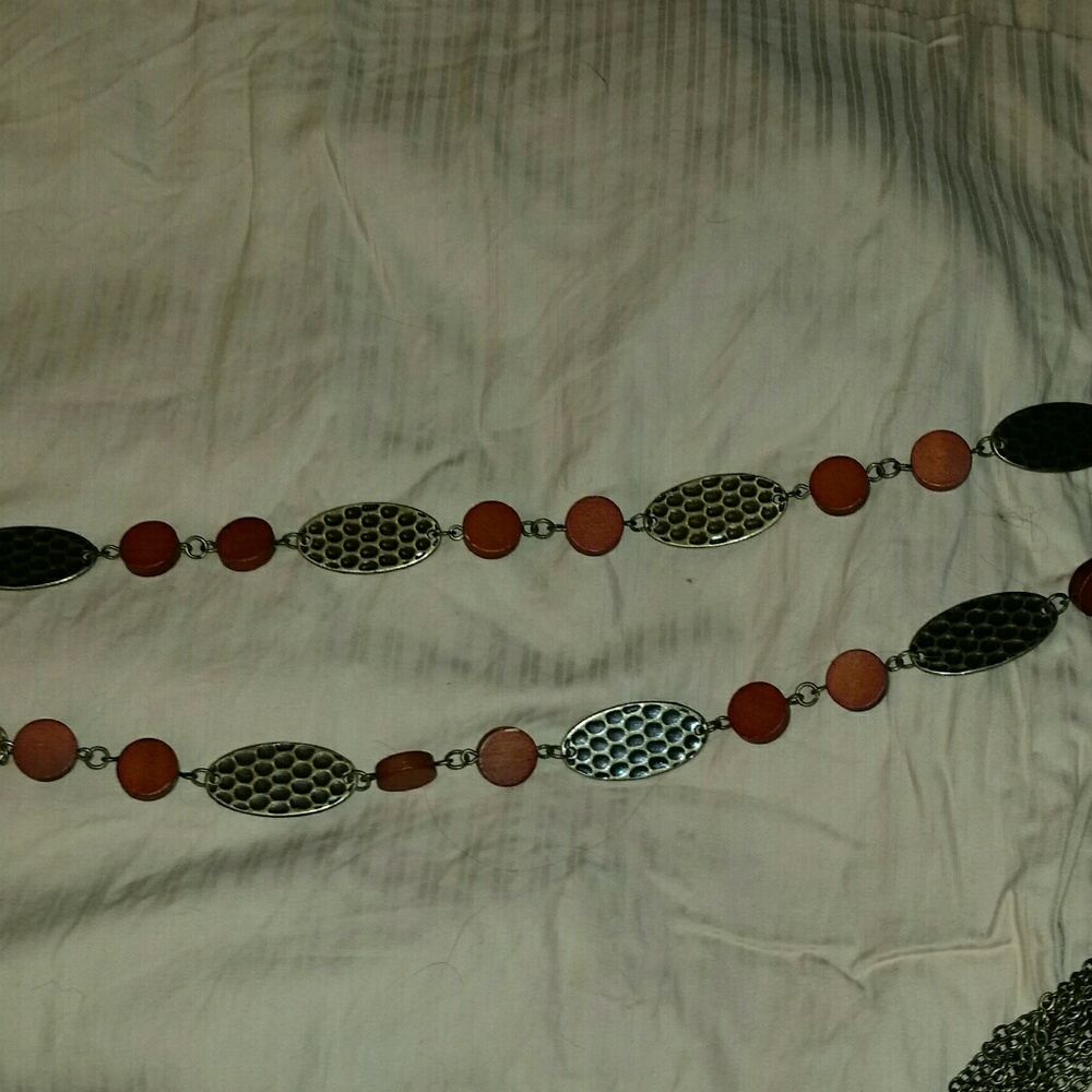 NWT metal and wood bead belt